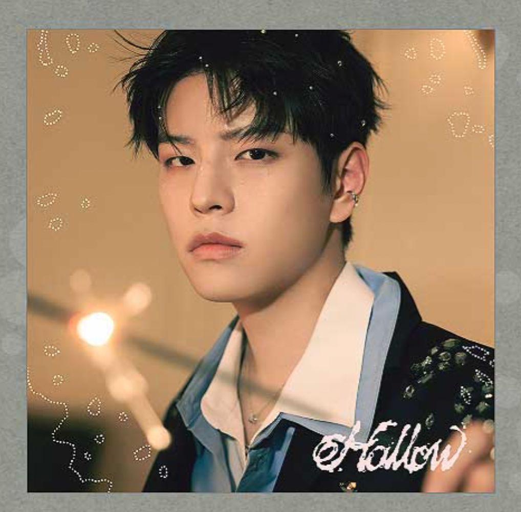STRAY KIDS - HOLLOW (3RD JAPAN ALBUM) SOLO EDITION