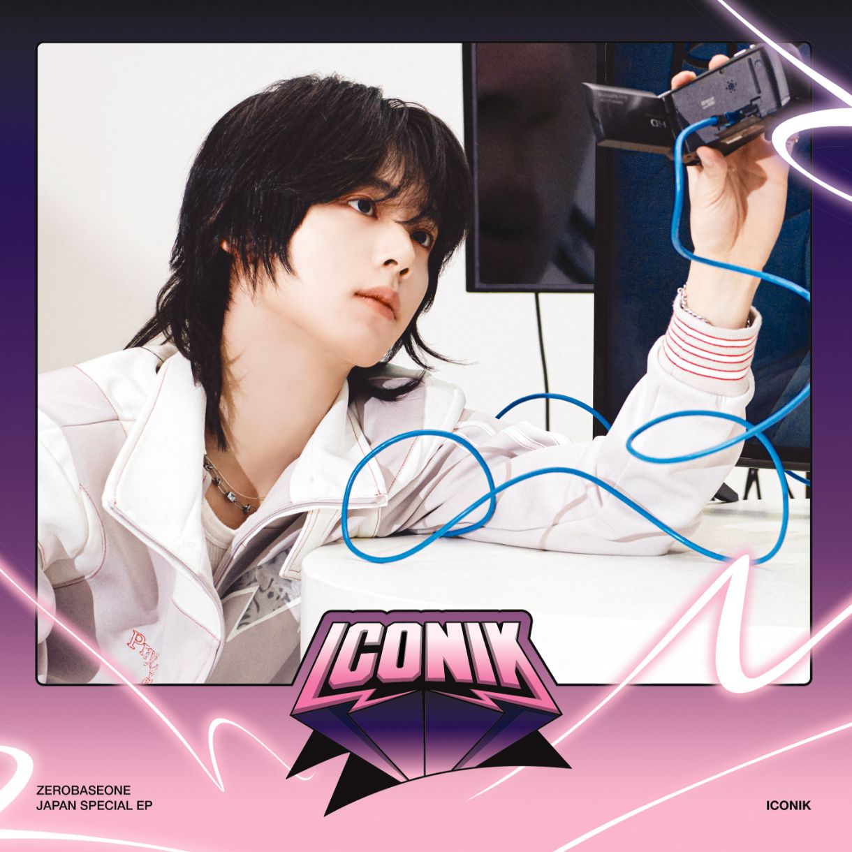 ZB1 - ICONIK (JAPAN SPECIAL EP) (LIMITED PRODUCTION SOLO EDITION) Nolae